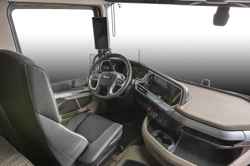 High-class dashboard met 12 + 10 inch displays in New Generation DAF trucks